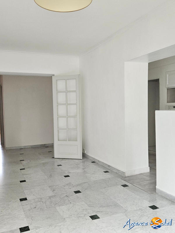 Appartement - 115 m² - 5 pièces