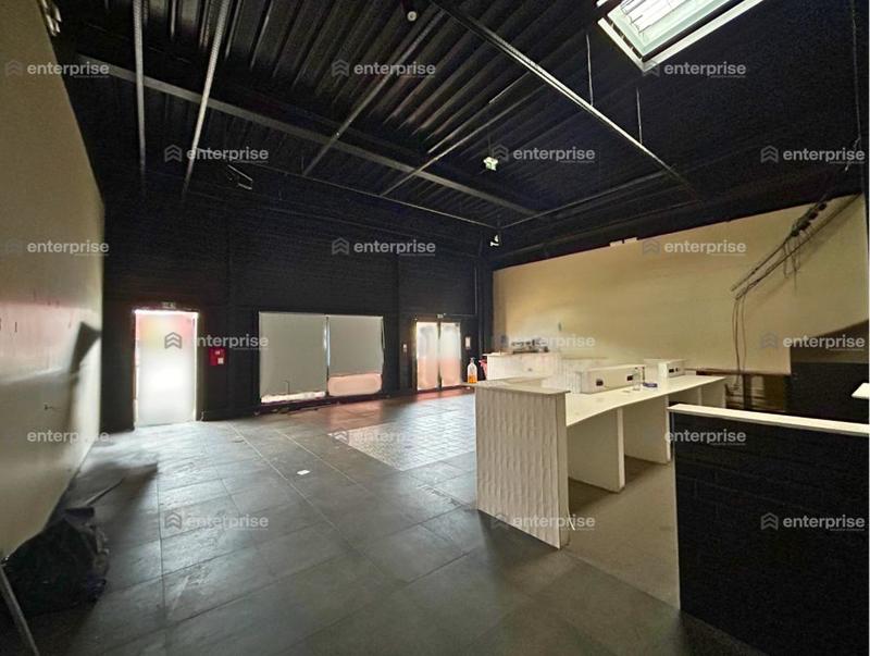 Local commercial - 277 m²