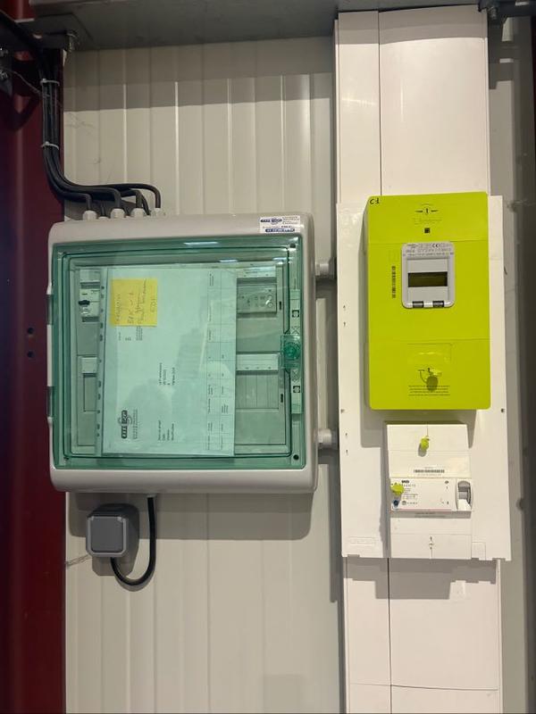 Local commercial - 1 300 m²