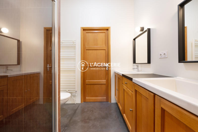 Maison - 175 m² - 6 pièces