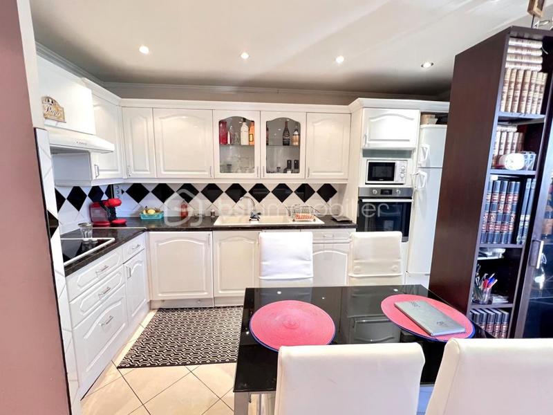 Appartement - 55 m² - 3 pièces