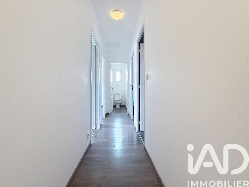 Maison - 92 m² - 4 pièces