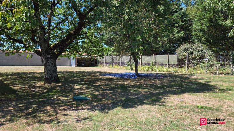 Maison - 228 m² - 7 pièces