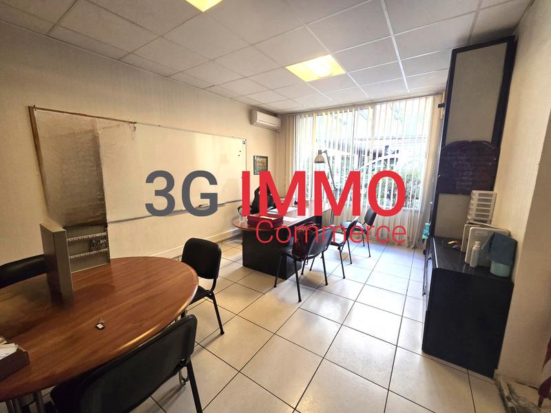 Immeuble - 240 m² - 11 pièces