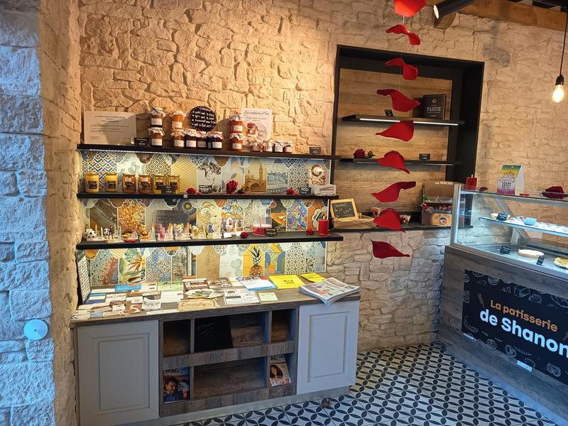 Local commercial - 132 m² - 10 pièces