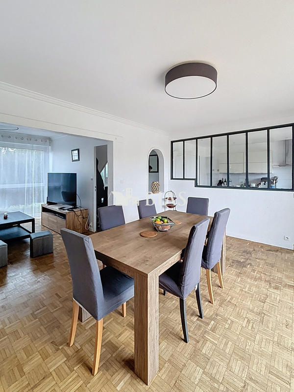 Maison - 113 m² - 5 pièces