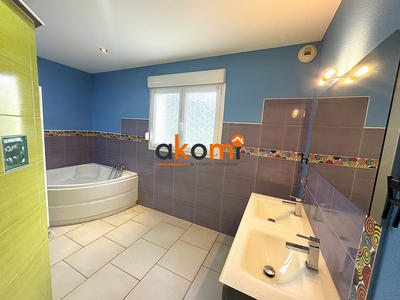 Maison - 160 m² - 6 pièces