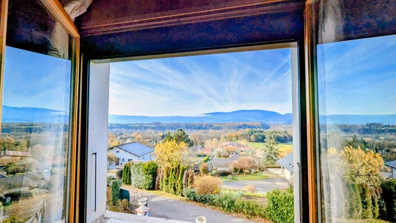 Maison - 143 m² - 8 pièces