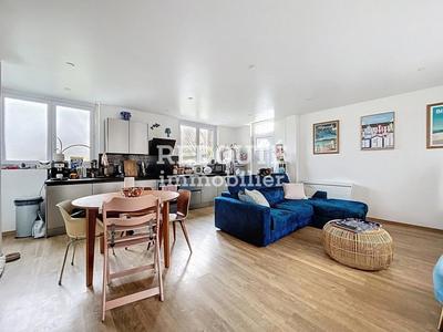 Maison - 71 m² - 4 pièces