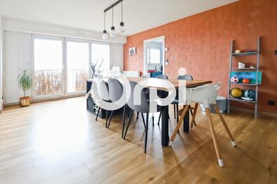 Appartement - 81 m² - 3 pièces