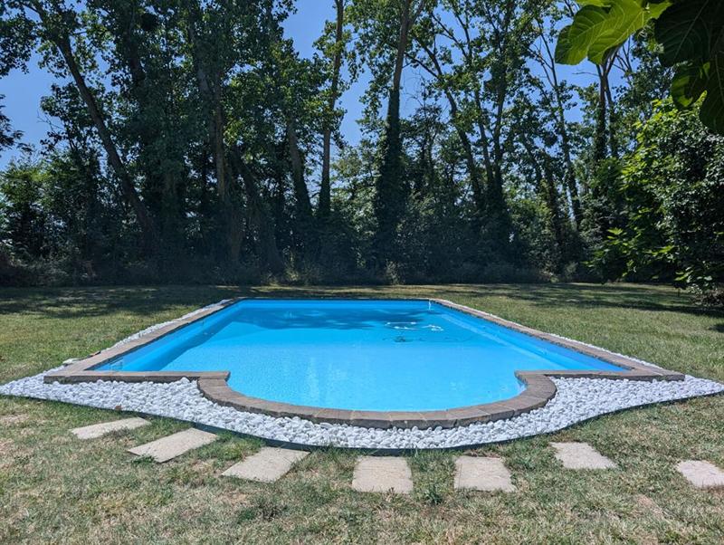 Demeure - 260 m² - 6 pièces