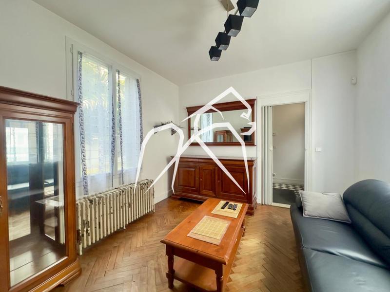 Maison ancienne - 100 m² - 5 pièces