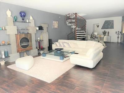 Maison de village - 222 m² - 3 pièces