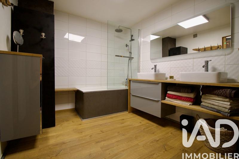 Maison de village - 140 m² - 6 pièces