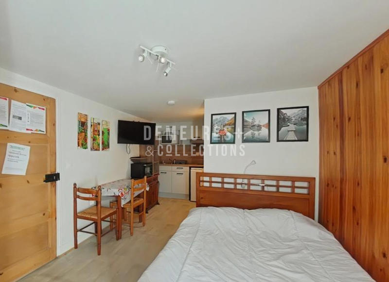 Maison ancienne - 240 m² - 12 pièces