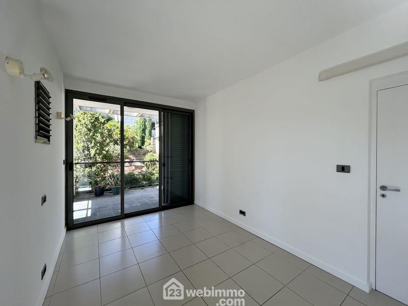 Appartement - 165 m² - 5 pièces