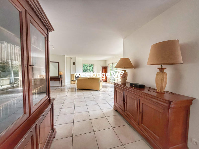 Maison traditionnelle - 148 m² - 5 pièces