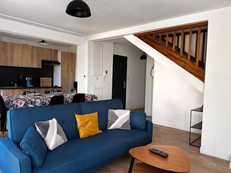 Immeuble - 220 m² - 8 pièces