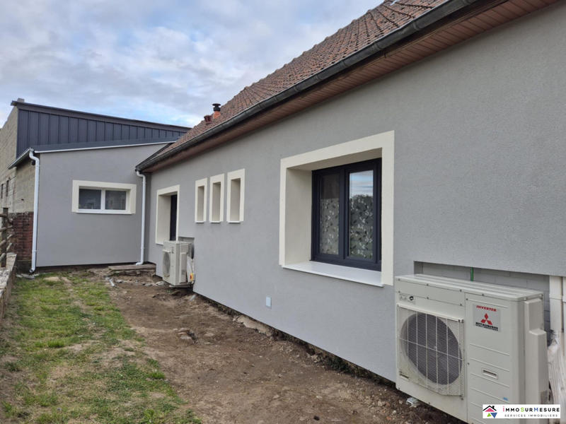 Maison - 228 m² - 9 pièces