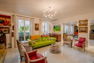 Appartement - 102 m² - 3 pièces