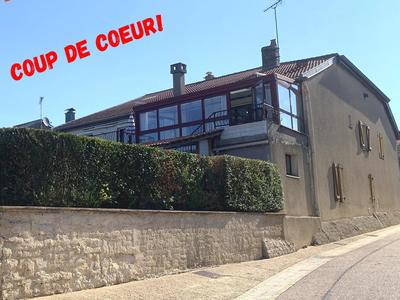 Maison - 235 m² - 11 pièces