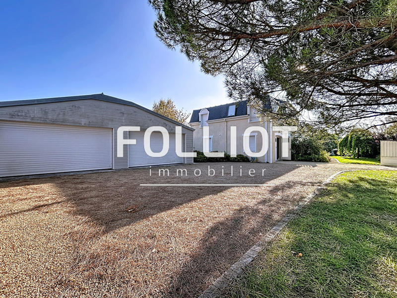 Maison - 137 m² - 5 pièces