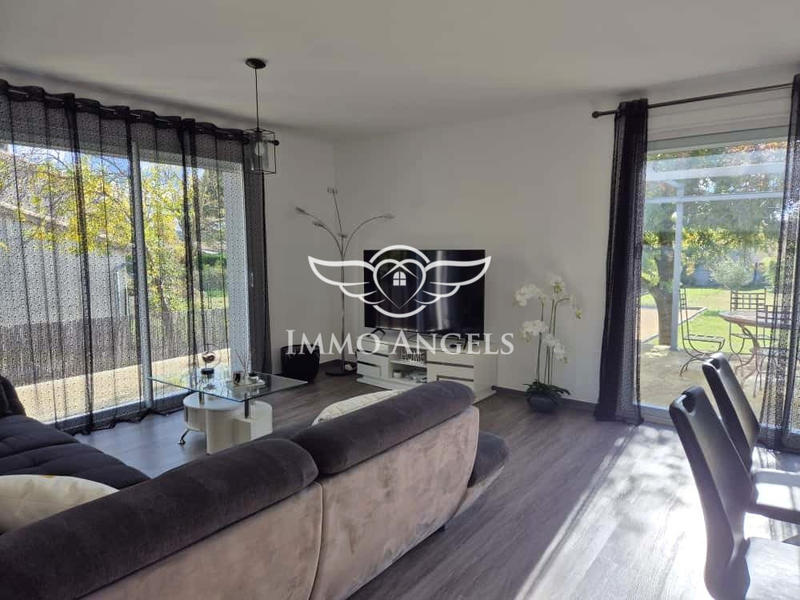 Maison - 90 m² - 3 pièces