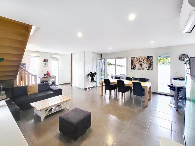 Maison - 120 m² - 5 pièces