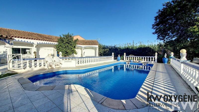 Propriété - 156 m² - 6 pièces