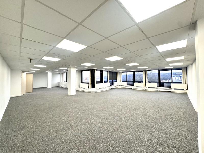 Bureau - 168 m²
