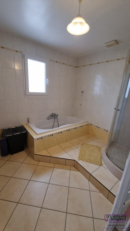 Maison - 134 m² - 6 pièces