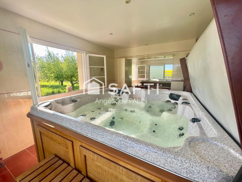 Maison - 159 m² - 6 pièces