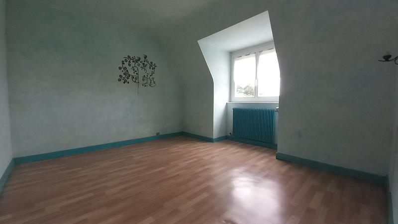 Maison - 176 m² - 9 pièces