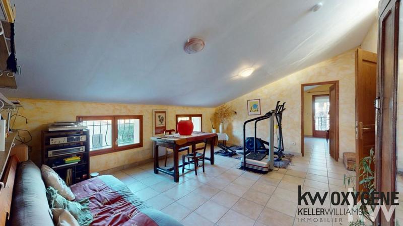 Villa - 160 m² - 7 pièces