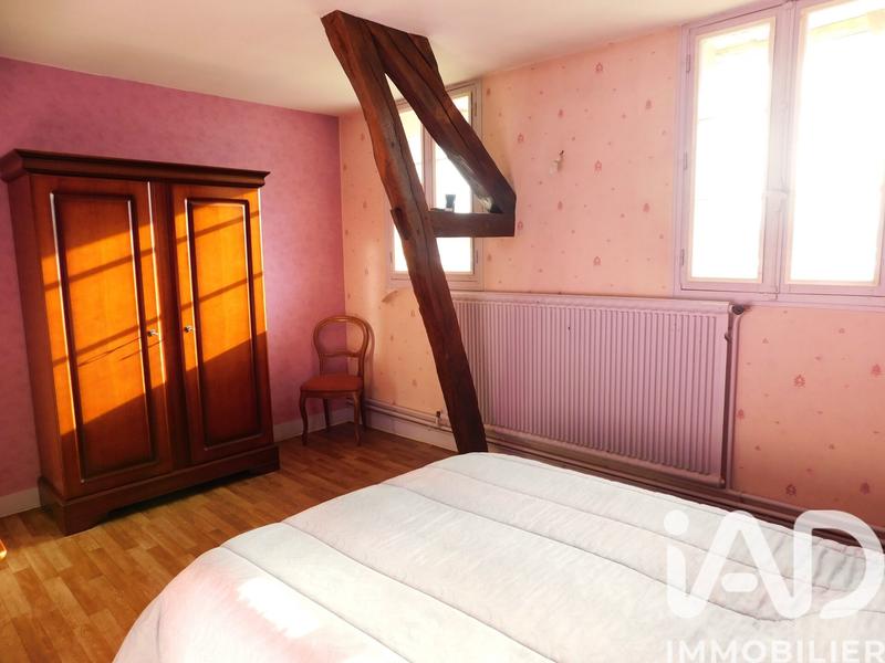 Maison - 211 m² - 7 pièces