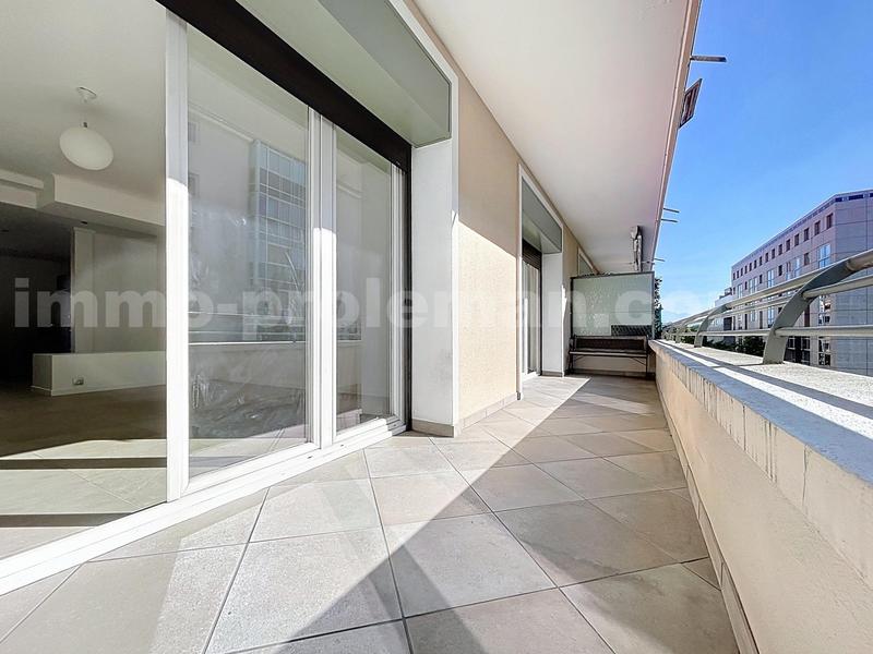 Appartement - 80 m² - 3 pièces