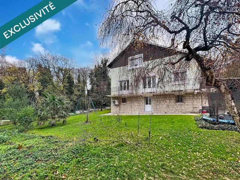 Maison - 180 m² - 6 pièces