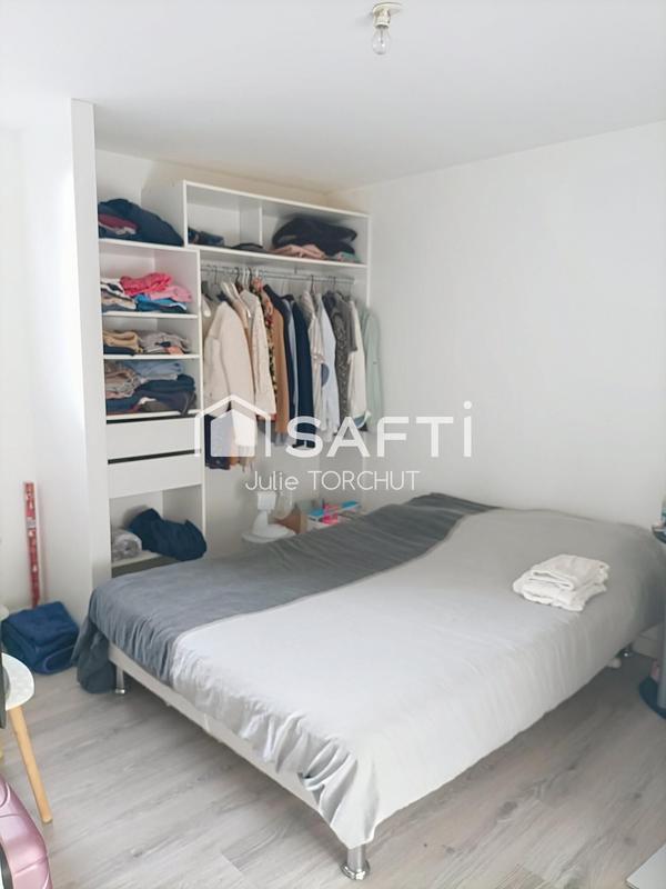 Maison - 198 m² - 9 pièces