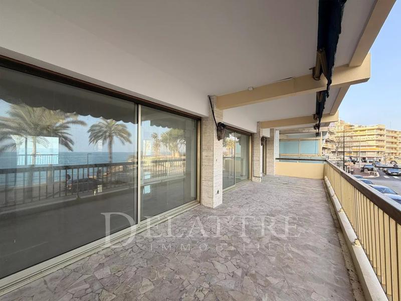 Appartement - 95 m² - 3 pièces