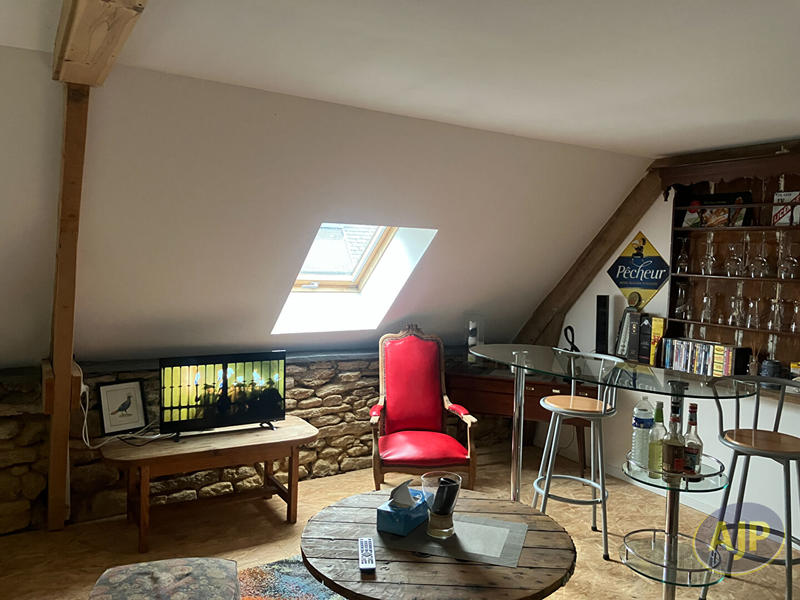 Maison - 180 m² - 8 pièces