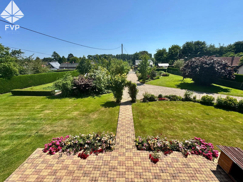 Propriété - 166 m² - 6 pièces