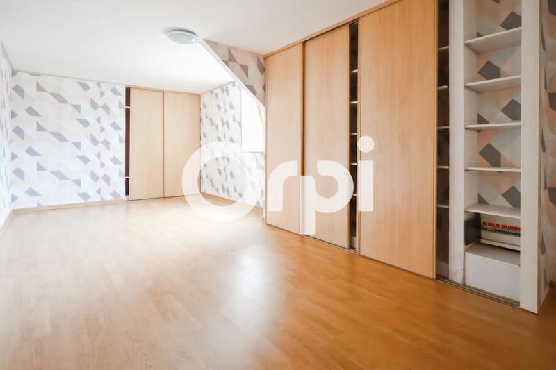 Maison - 155 m² - 5 pièces