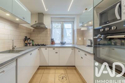 Maison - 98 m² - 5 pièces