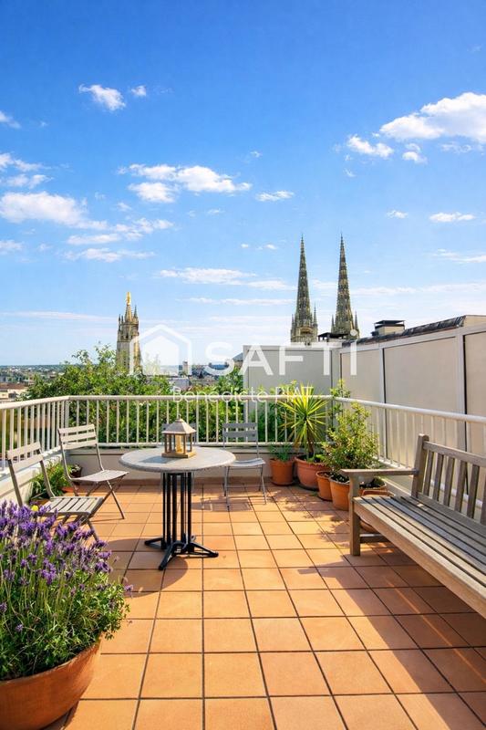 Appartement - 104 m² - 3 pièces