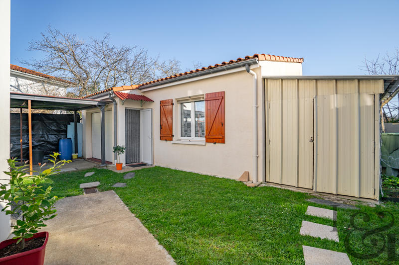 Maison - 171 m² - 7 pièces