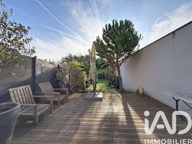 Maison - 196 m² - 7 pièces