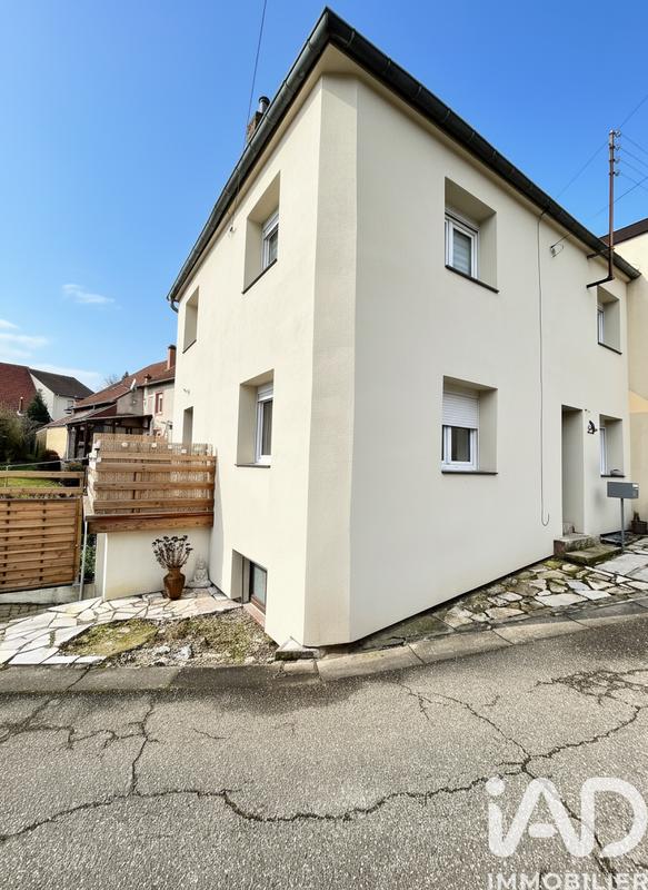 Maison - 85 m² - 4 pièces