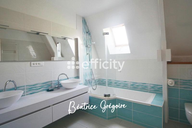 Maison - 165 m² - 5 pièces