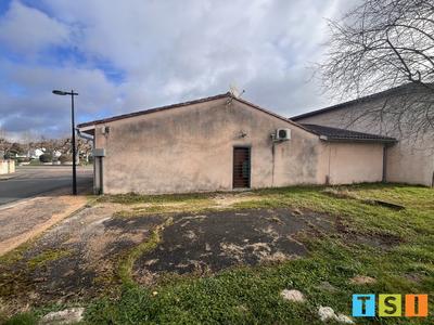 Local d'activités - 199 m² - 3 pièces