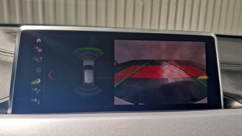 Bmw X2 sDrive18i Business Design